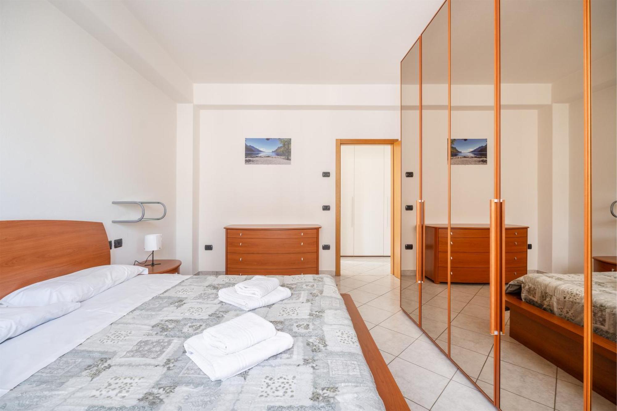 Be & Being - Milena Apartment Riva del Garda Exterior photo